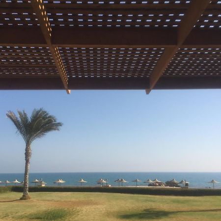 Beach Front Chalet Ain Sukhna Exterior foto